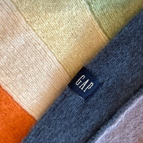 Vintage Gap Y2K Lambswool Rainbow Striped Scarf Winter Pride Multicolor Shawl - Picture 6 of 7